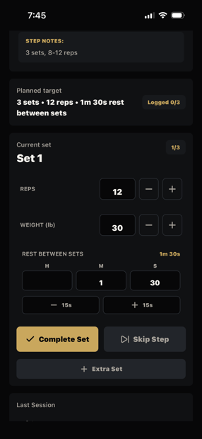 TrainTally set logging screen showing the current set with steppers for reps and weight, a rest-between-sets timer, and Complete Set, Skip Step, and Extra Set actions.